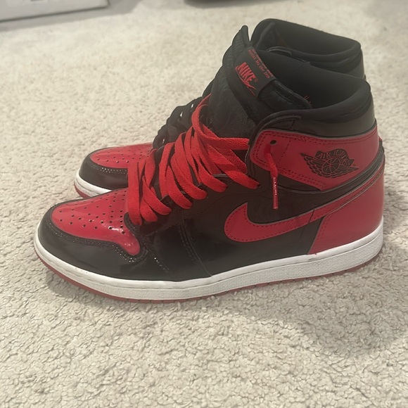 Jordan 1 bred - Picture 1 of 3
